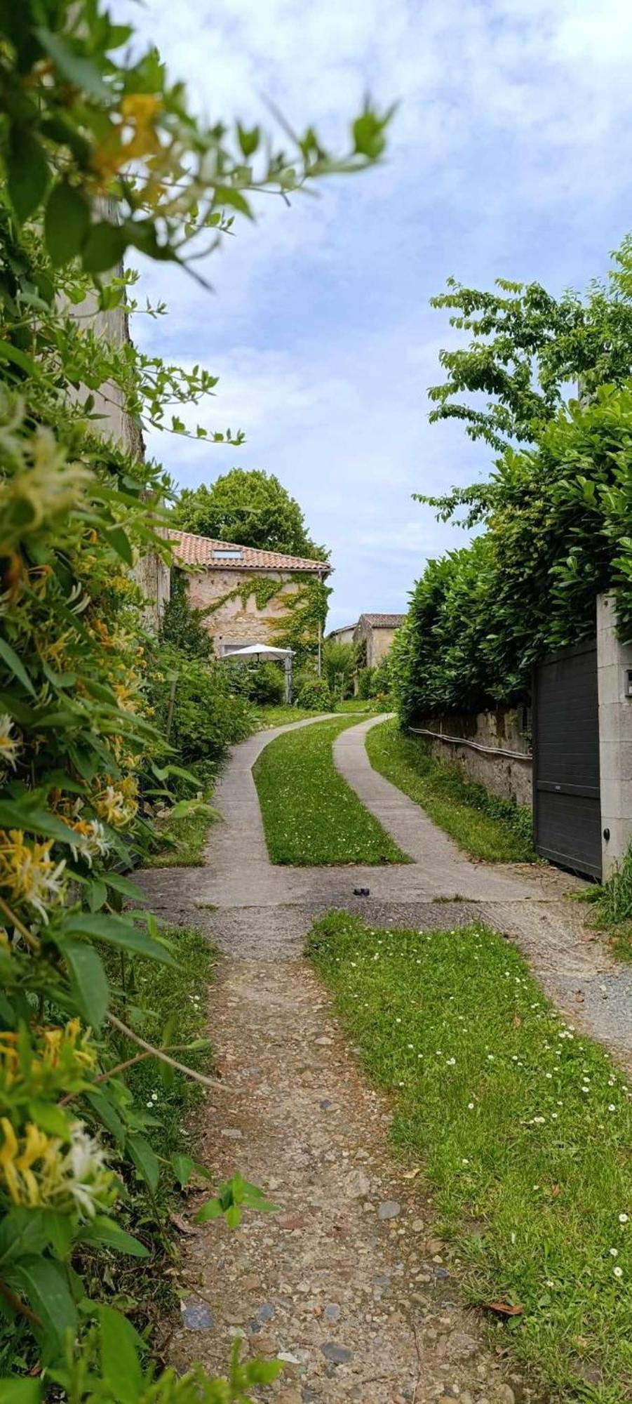 Maison Irondas Saint-Pierre-d'Aurillac Ngoại thất bức ảnh