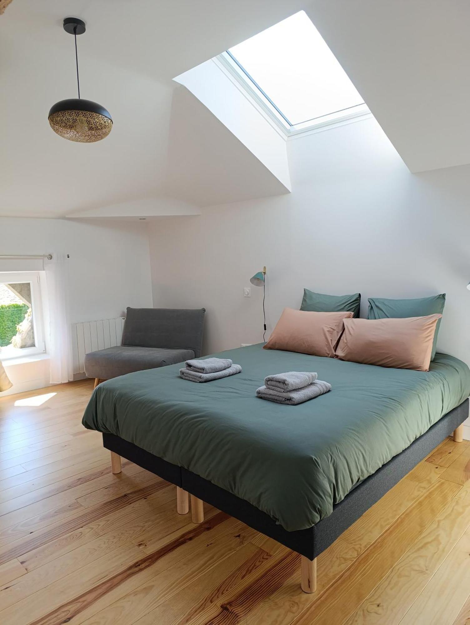 Maison Irondas Saint-Pierre-d'Aurillac Ngoại thất bức ảnh